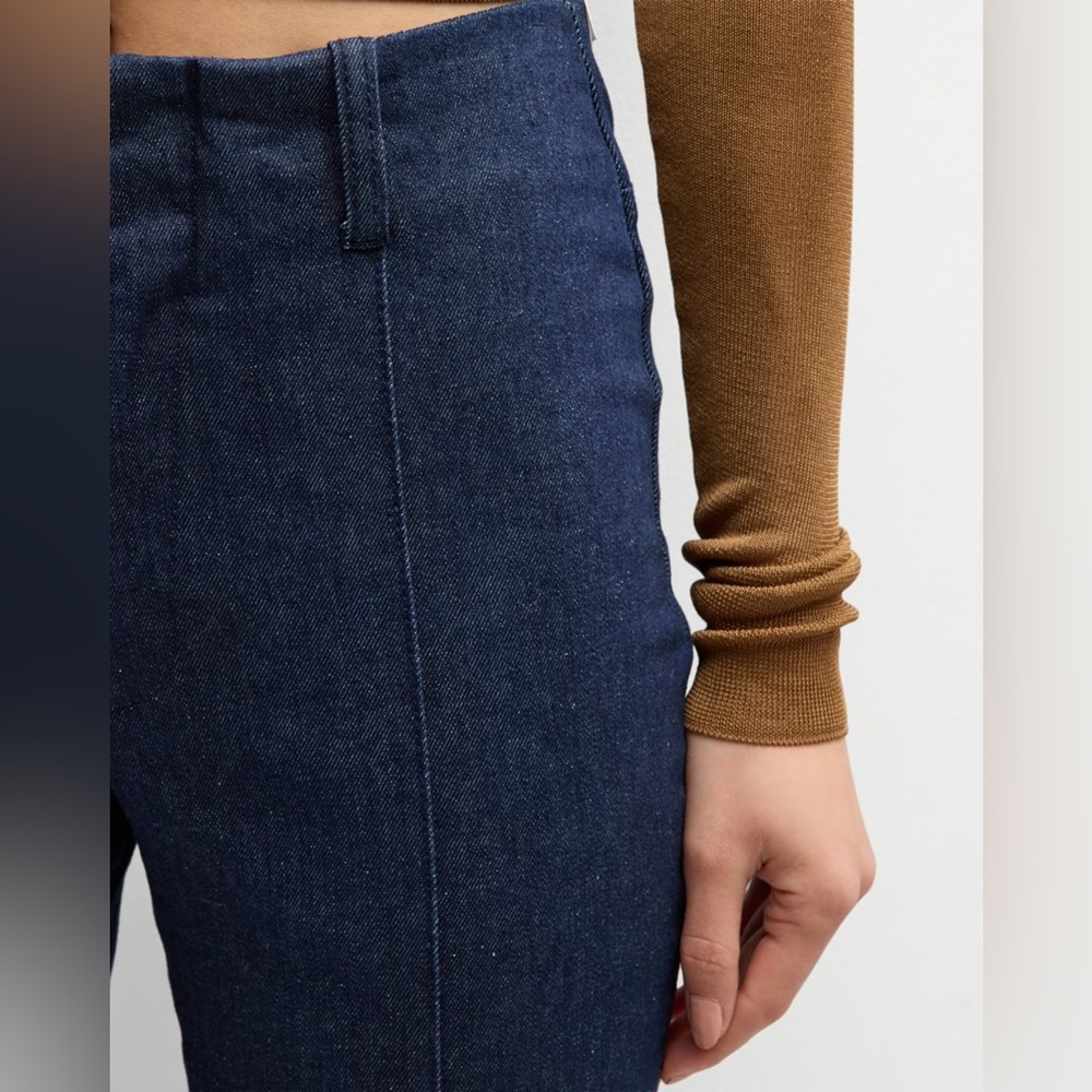 FRAME Pixie Pleated Flare Denim Trousers - Picture 3 of 10